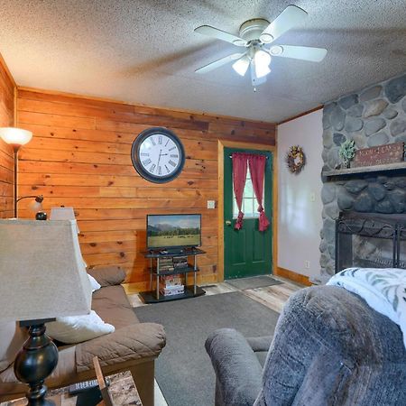 Blue Rose Cabins - Rosebud Cabin Logan Εξωτερικό φωτογραφία