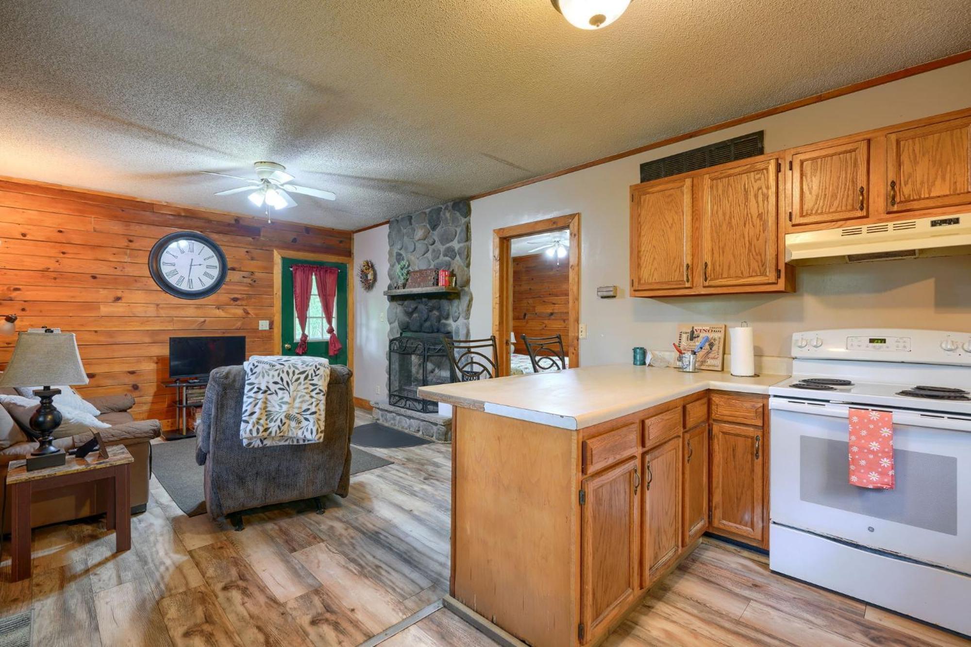 Blue Rose Cabins - Rosebud Cabin Logan Εξωτερικό φωτογραφία