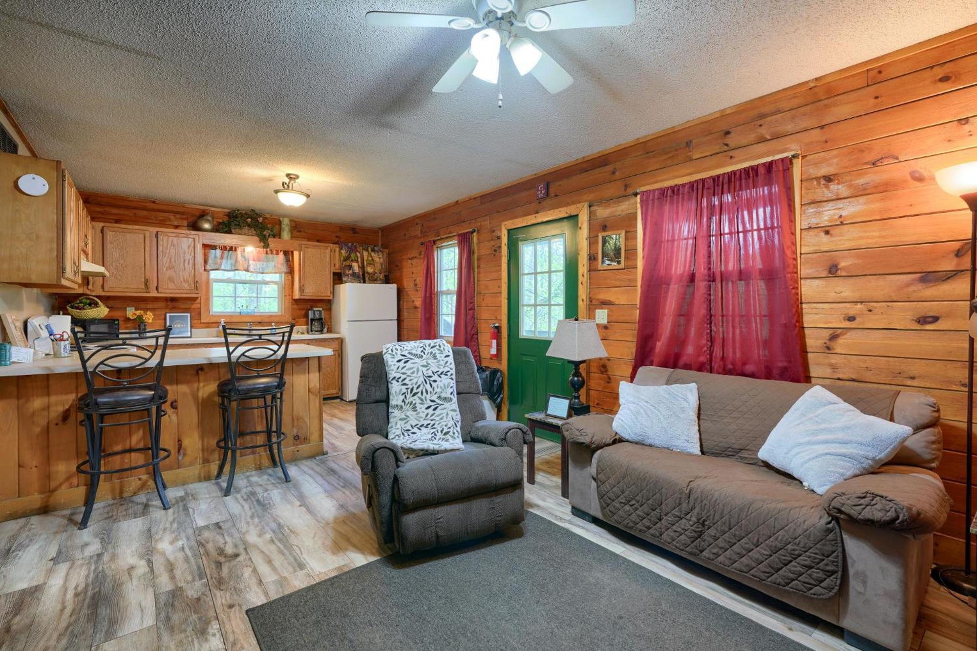 Blue Rose Cabins - Rosebud Cabin Logan Εξωτερικό φωτογραφία
