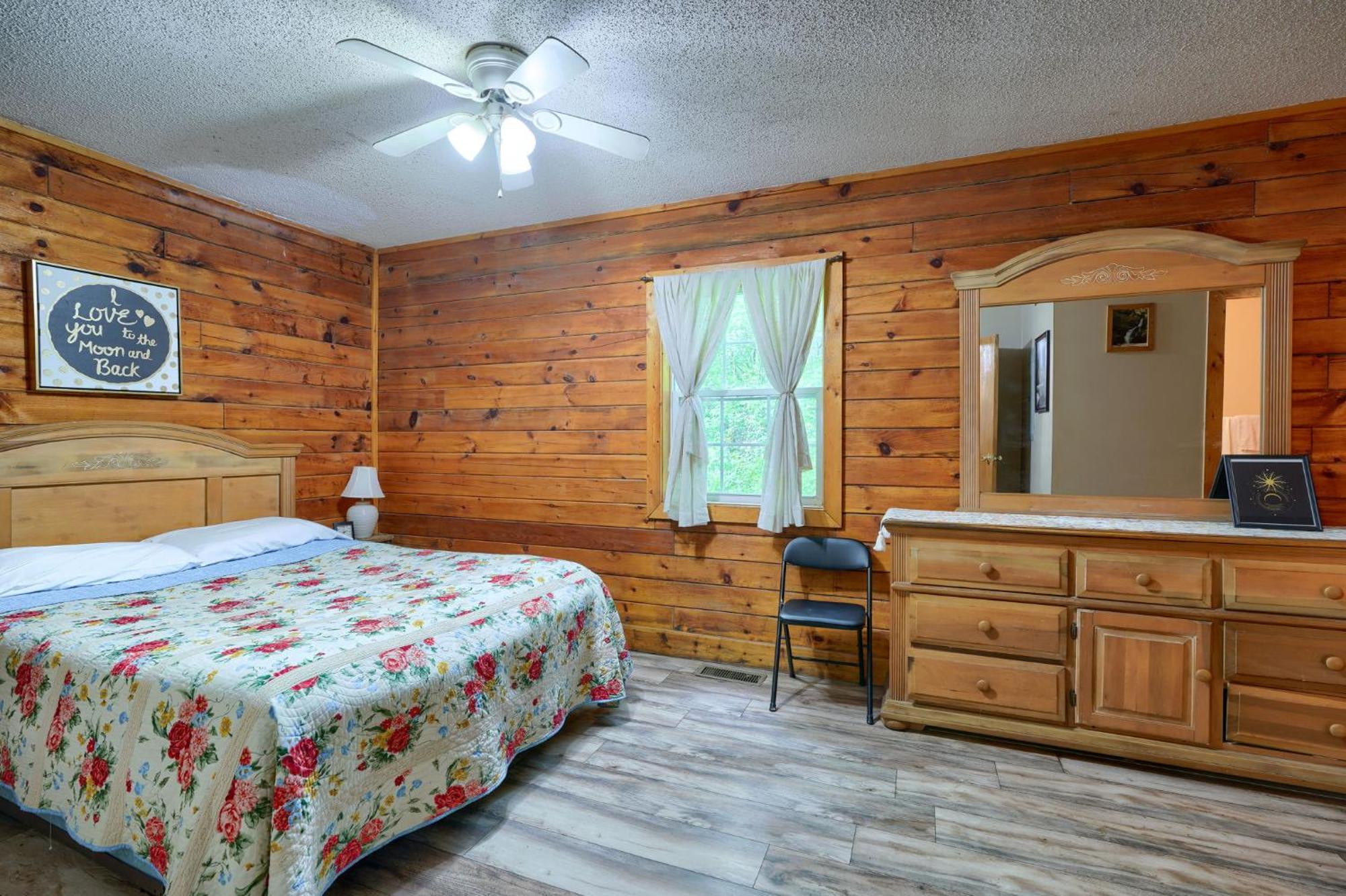 Blue Rose Cabins - Rosebud Cabin Logan Εξωτερικό φωτογραφία