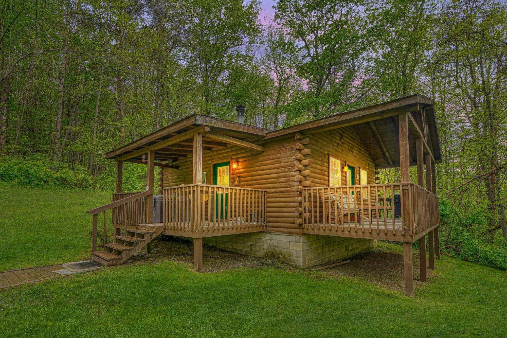 Blue Rose Cabins - Rosebud Cabin Logan Εξωτερικό φωτογραφία
